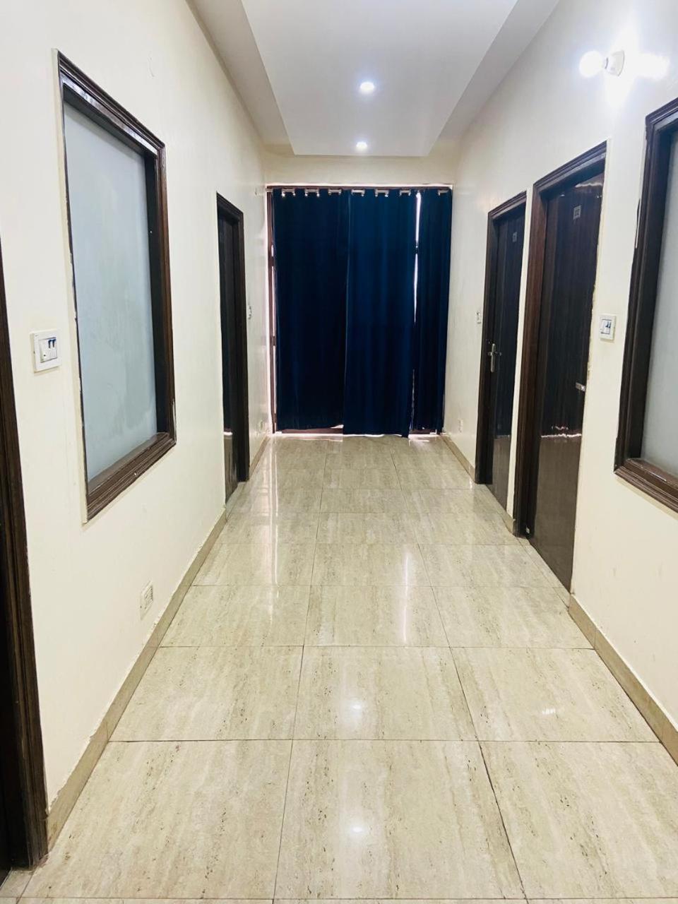 Hotel Kb Square Near Chandigarh Railway Station エクステリア 写真